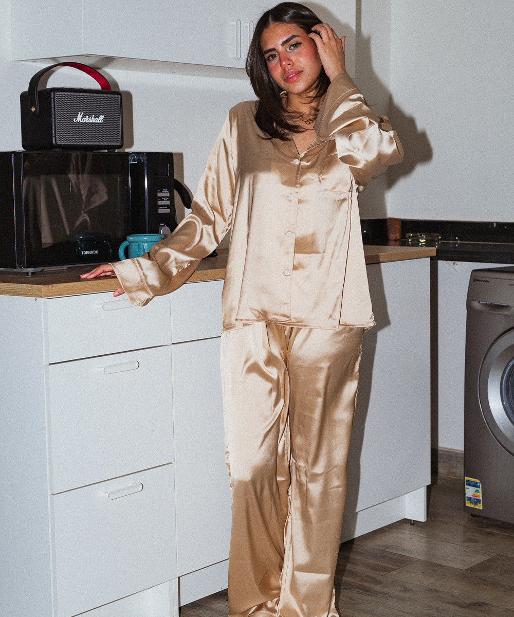 Plain Satin Champagne Set